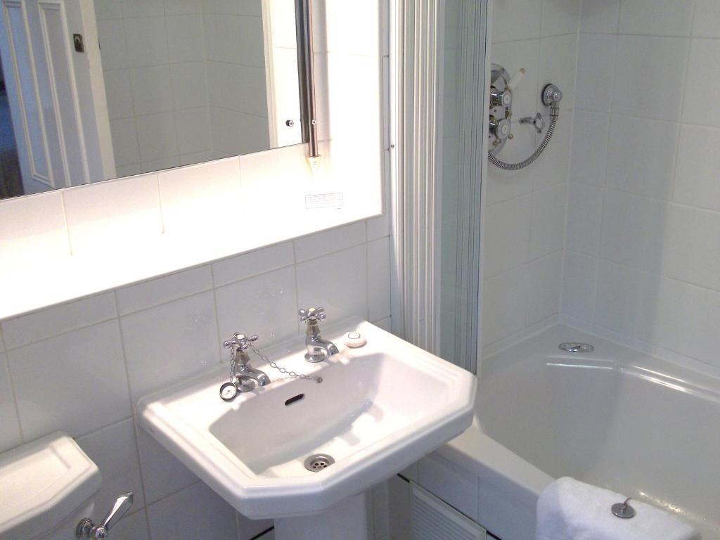 בית הארחה Newbury Manor חדר תמונה